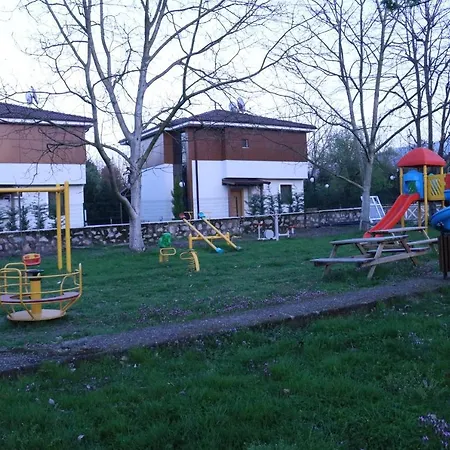 Villa Alriyan 7 *